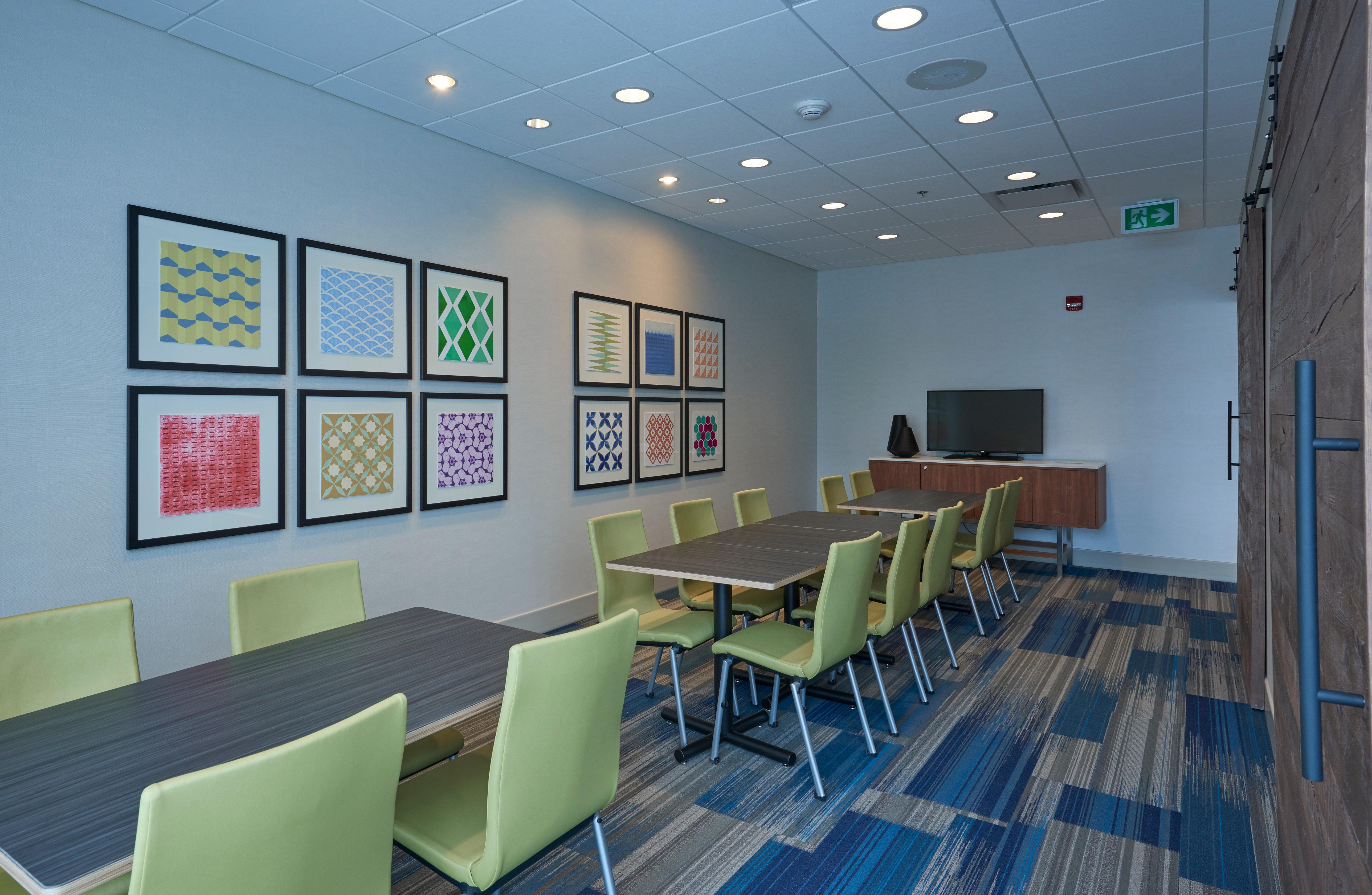 Holiday Inn Express & Suites St. John'S Airport By Ihg Buitenkant foto