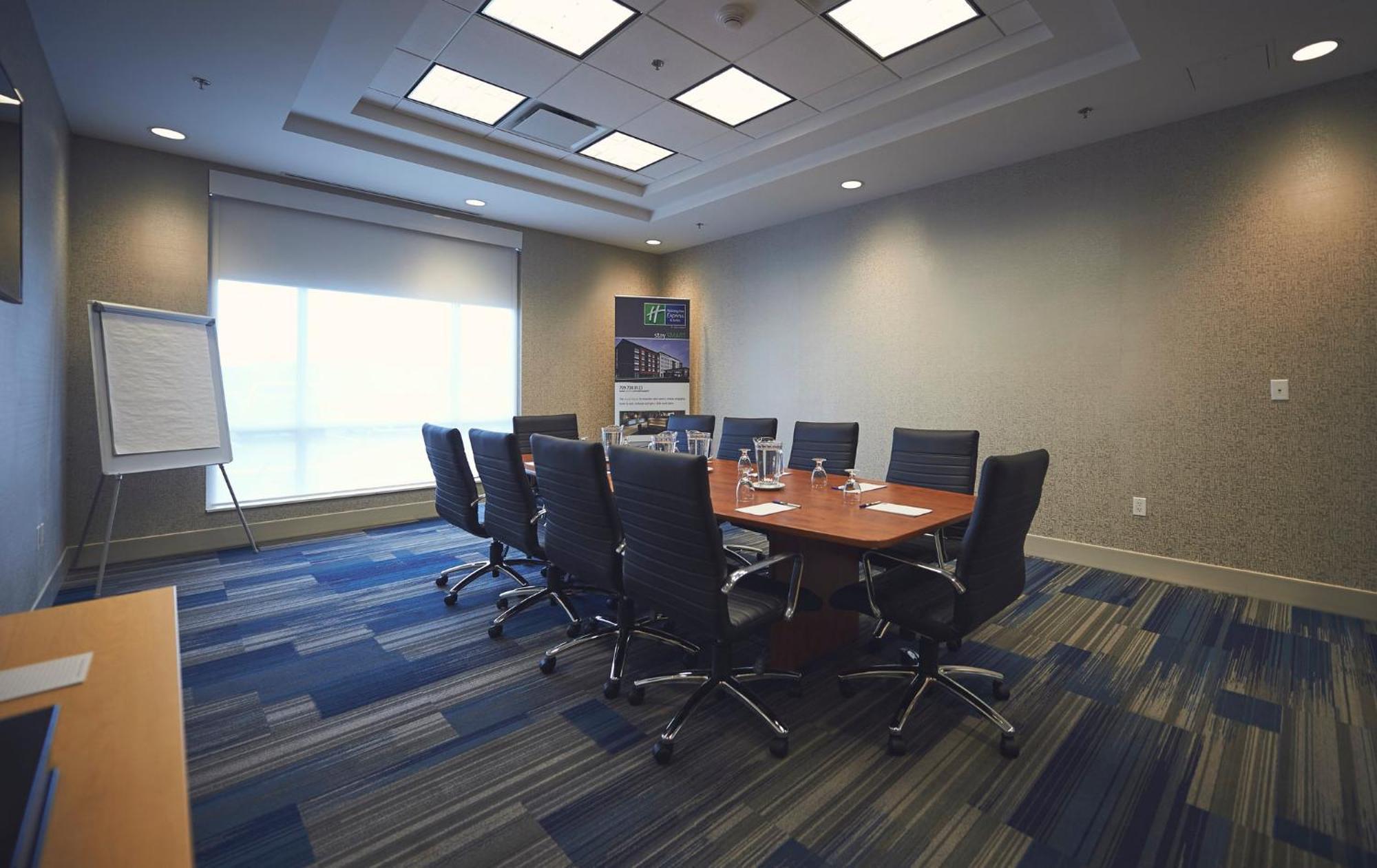 Holiday Inn Express & Suites St. John'S Airport By Ihg Buitenkant foto