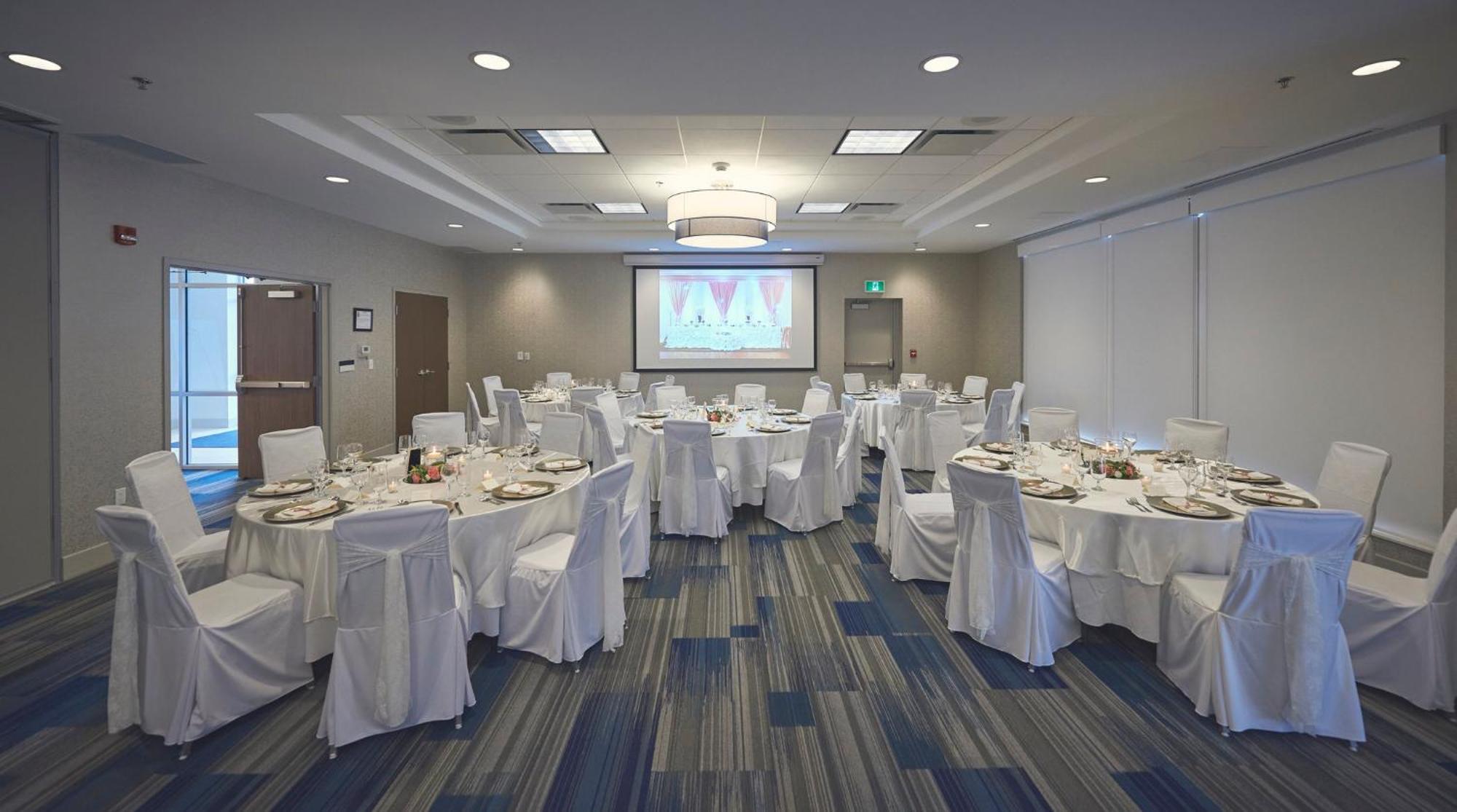 Holiday Inn Express & Suites St. John'S Airport By Ihg Buitenkant foto