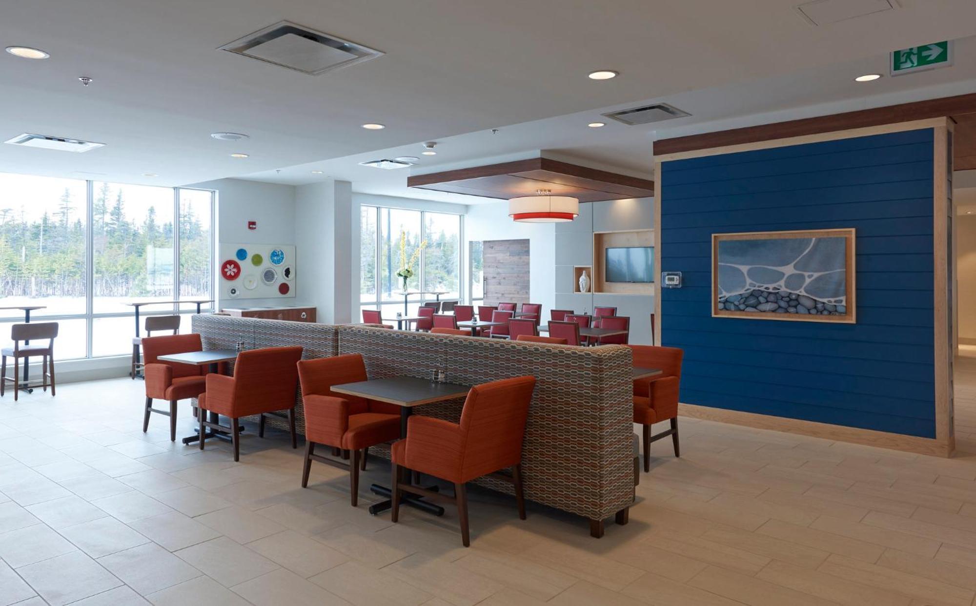 Holiday Inn Express & Suites St. John'S Airport By Ihg Buitenkant foto